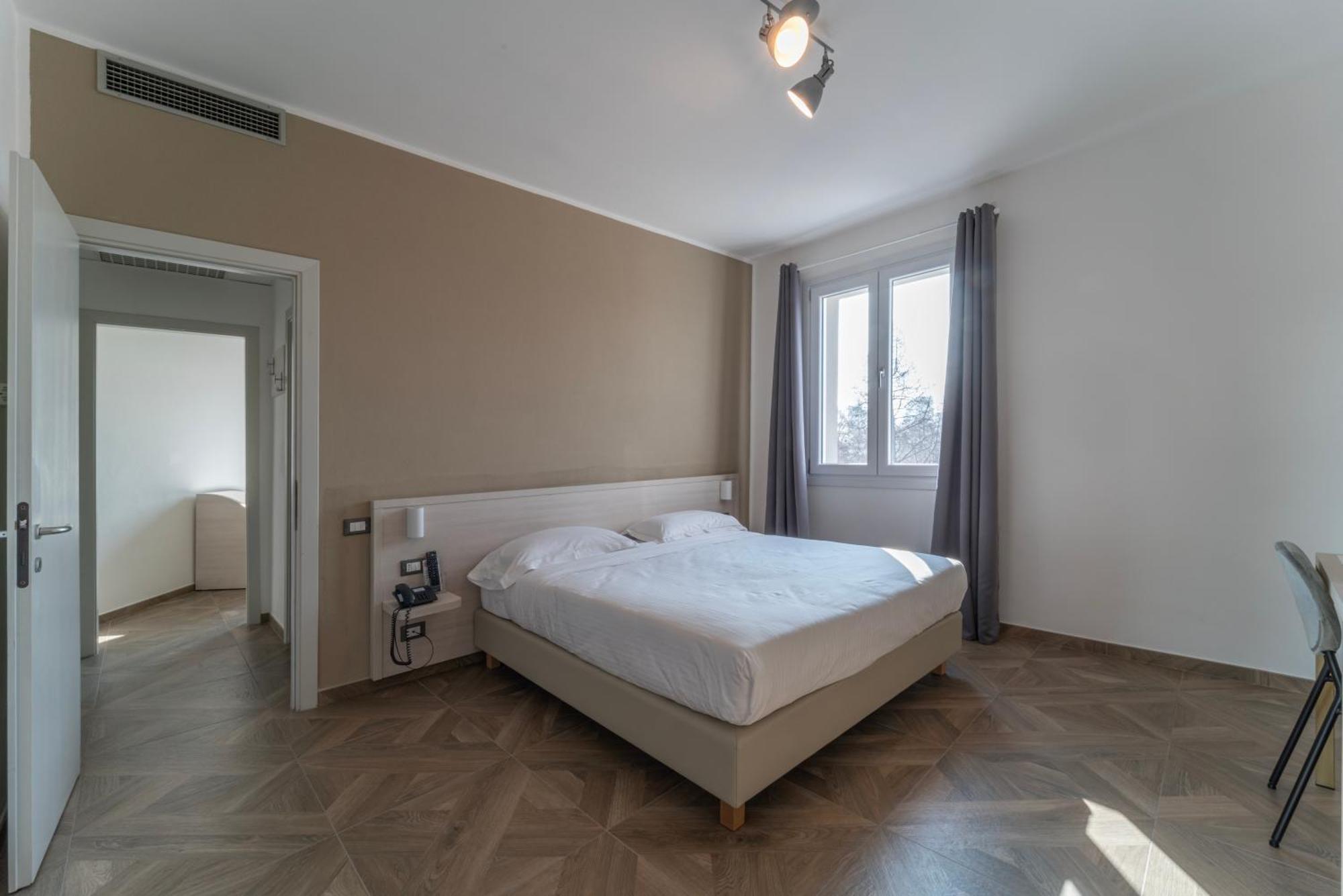 Hotel Donatello Modena Esterno foto